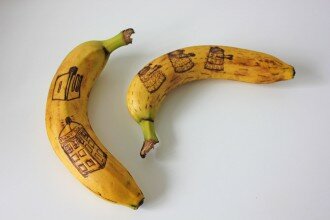 Doctor Who bananas