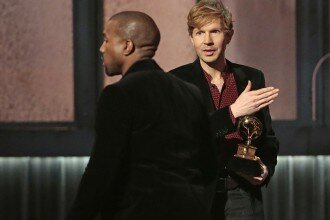 la-et-ms-kanye-west-blasts-beck-win-grammys-neil-portnow-20150208