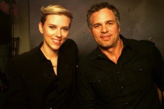 set_scarlett_johansson_mark_ruffalo_avengers_junket_640