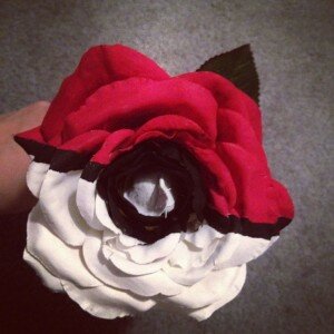 Pokeball rose DIY.